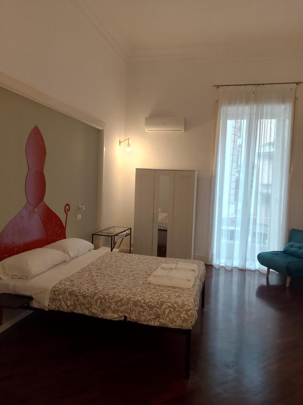 Residence E Appartamenti Cavallerizza Neapel Exterior foto
