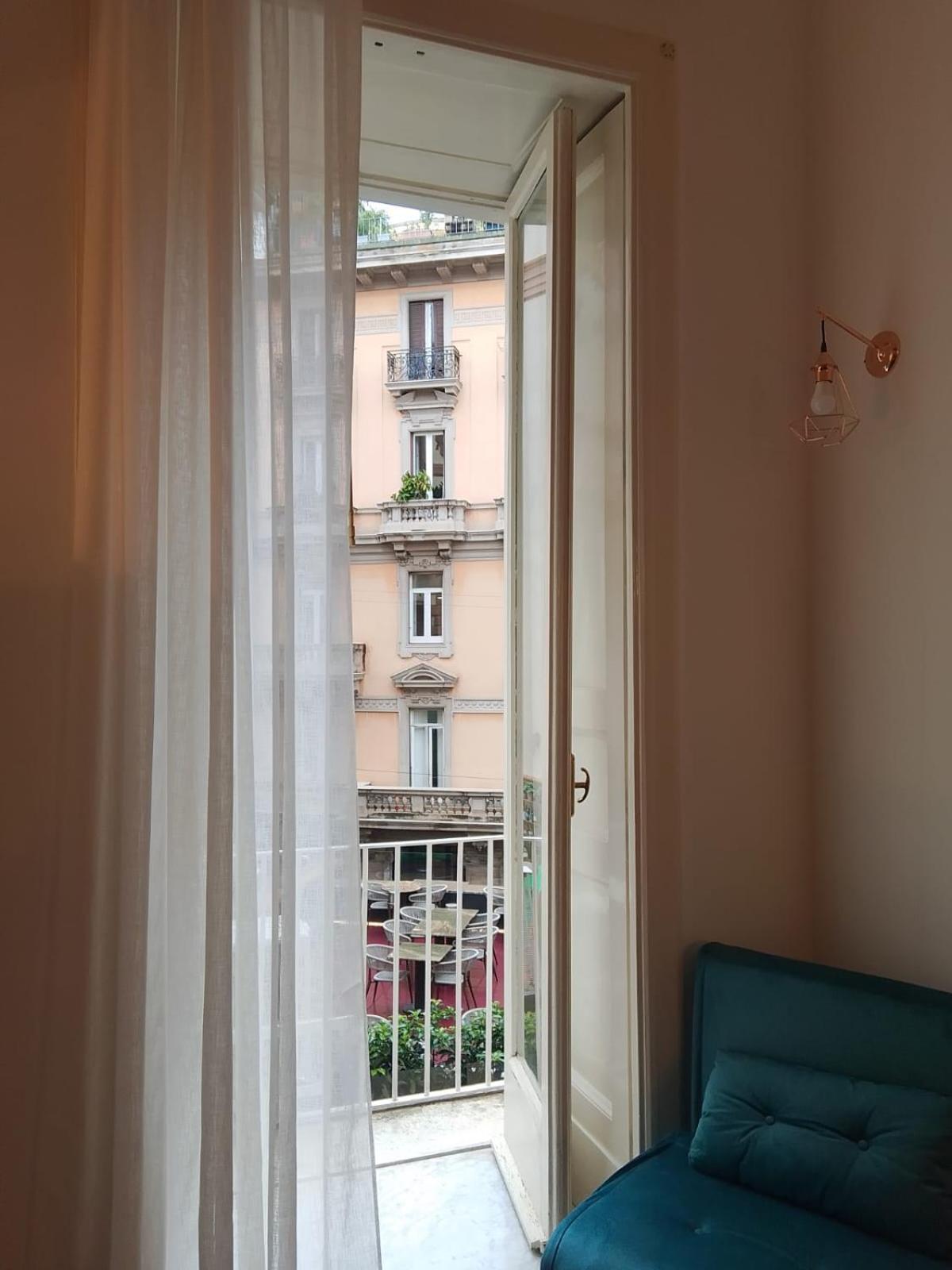 Residence E Appartamenti Cavallerizza Neapel Exterior foto